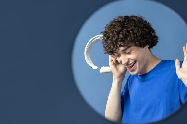 5 ways to extend the life of your hearing aids