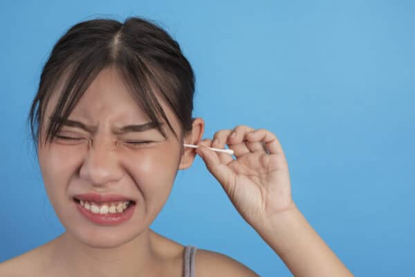 how to get water out of your ears